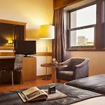 Hf Fénix 4*