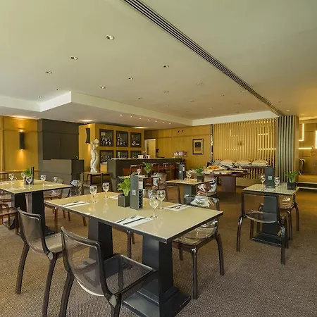Hf Fenix 4* Lisbon